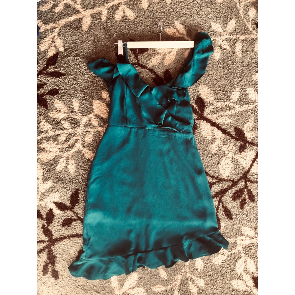 Lulu’s XS dress
